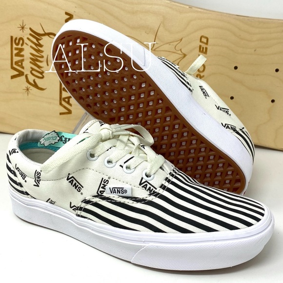 VANS Comfycush Era Pinned Black Canvas Low Women’s - Picture 5 of 8